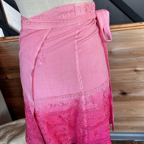 Pink Ombre skirt & top set with embroidery Details size small adjustable New - Picture 11 of 16